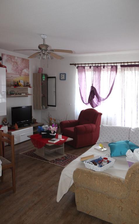 Adelita Apartment *