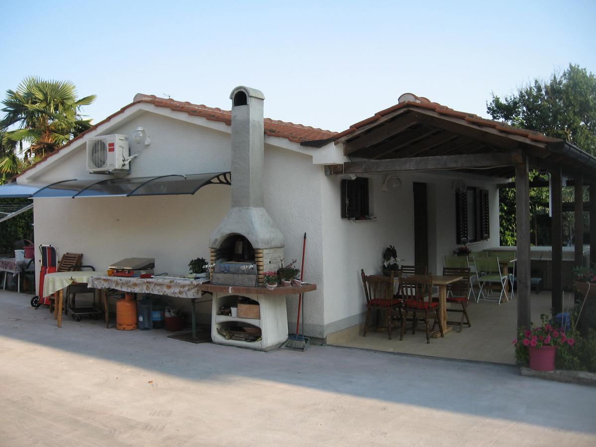 Adelita Apartament *
